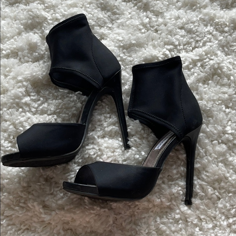 Black Plumps